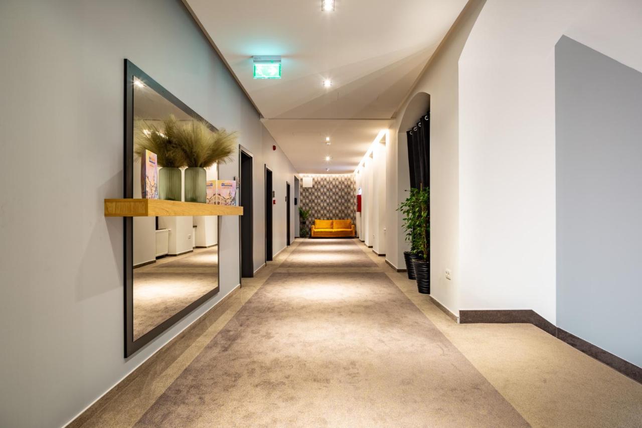 Joyme Hotel Сібіу Екстер'єр фото